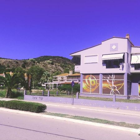 Near The Sea House Nea Peramos (Macedonia) Exterior photo