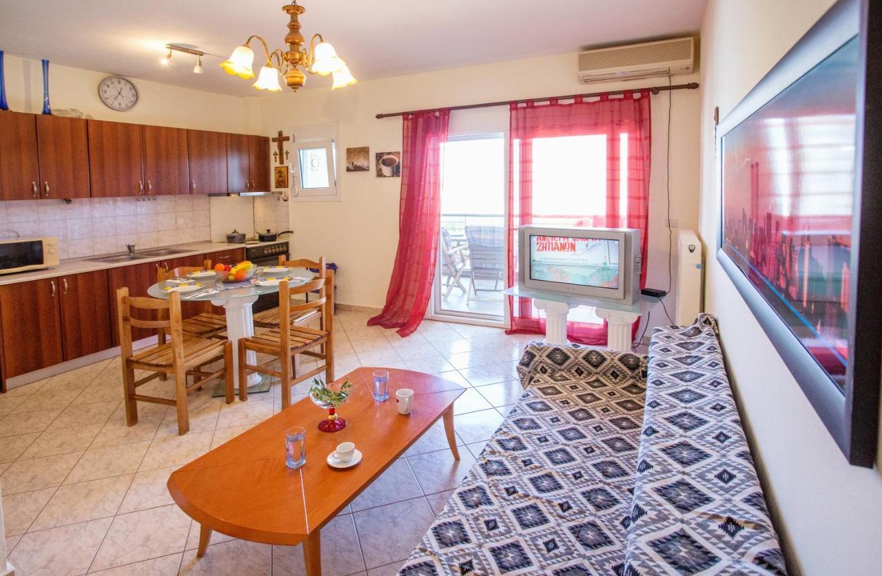 Near The Sea House Nea Peramos (Macedonia) Exterior photo